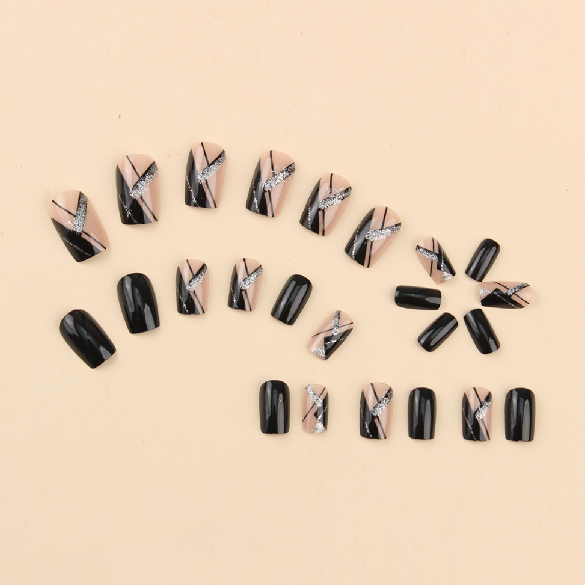เล็บปลอมสั้นสีดำแบบกดติด 24 ชิ - Nail Art Simple บทวิจารณ์และราคา