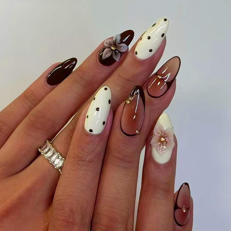 ชุดเล็บปลอมแบบกดติด 24 ชิ้น ลา - Nail Art Pink บทวิจารณ์และราคา