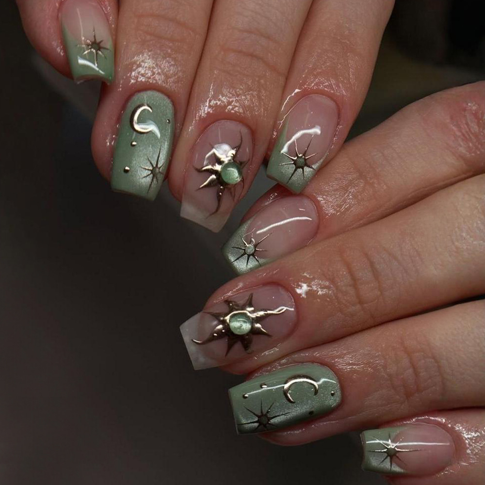 เล็บปลอมสำเร็จรูป 24 ชิ้น สไตล - Nail Art Simple บทวิจารณ์และราคา