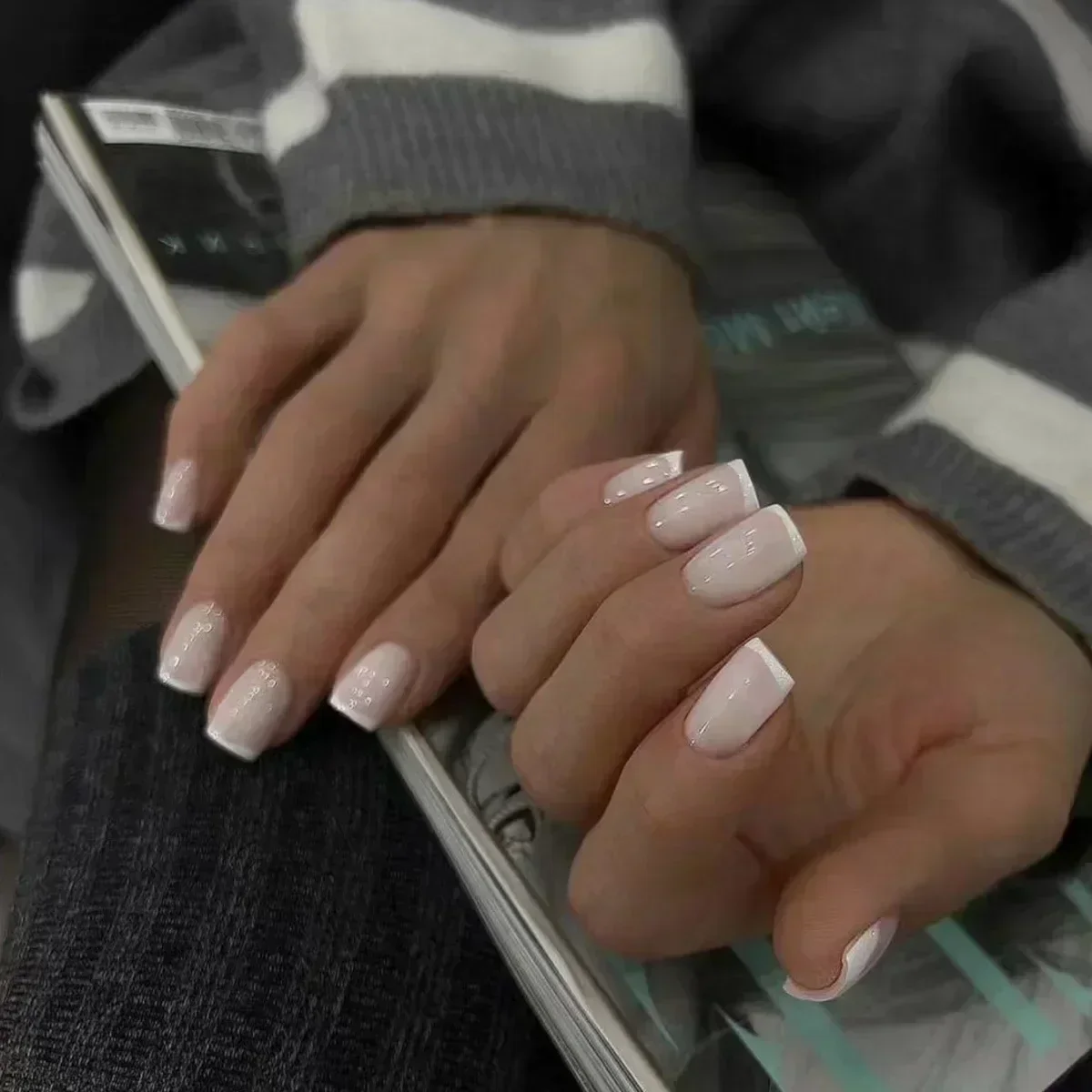 เล็บปลอมแบบกดติด 24 ชิ้น ลายกล - Nail Art Pink บทวิจารณ์และราคา